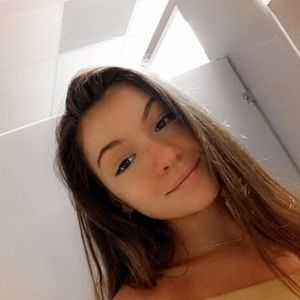 Meet your Posher, Carson